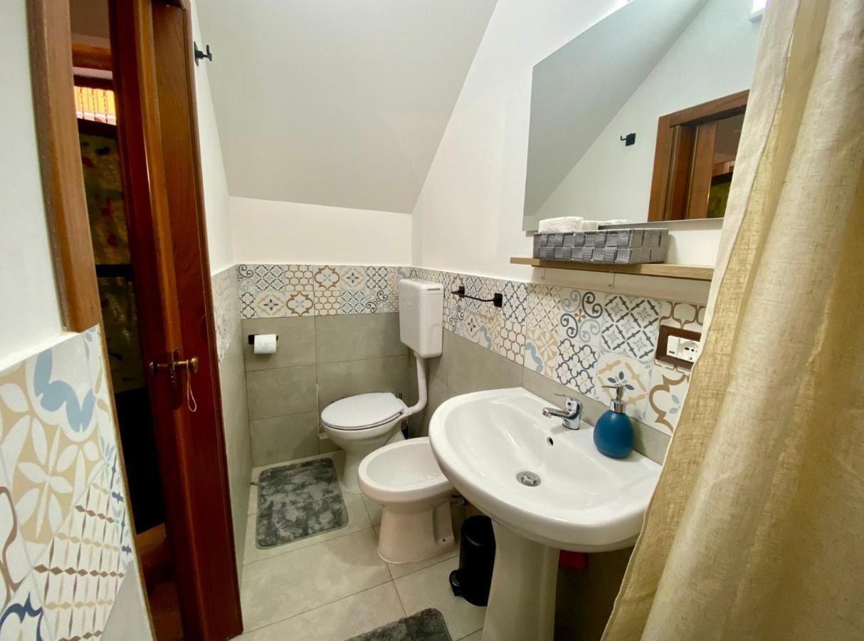 Casa Labi Lägenhet Termini Imerese Exteriör bild